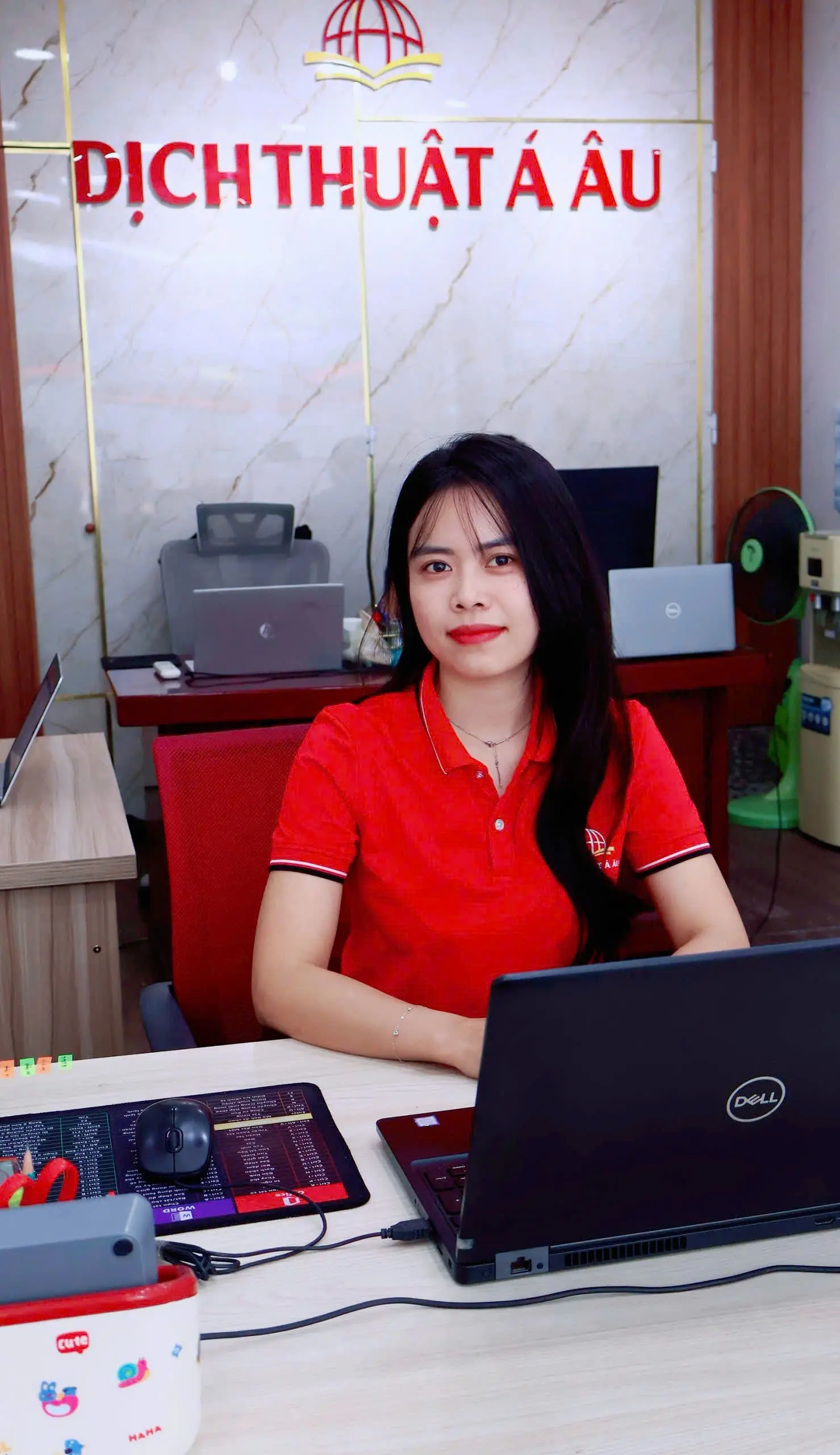 Bộ phận hiệu đính và kiểm tra bản dịch tại Dịch thuật Á Âu